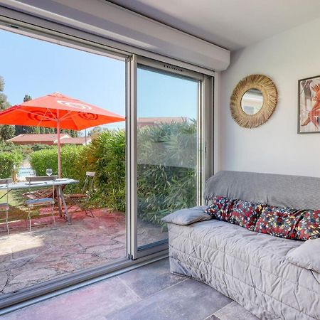Magnificent Newly Renovated Close To Beach & Swimming Pool Le Lavandou Kültér fotó
