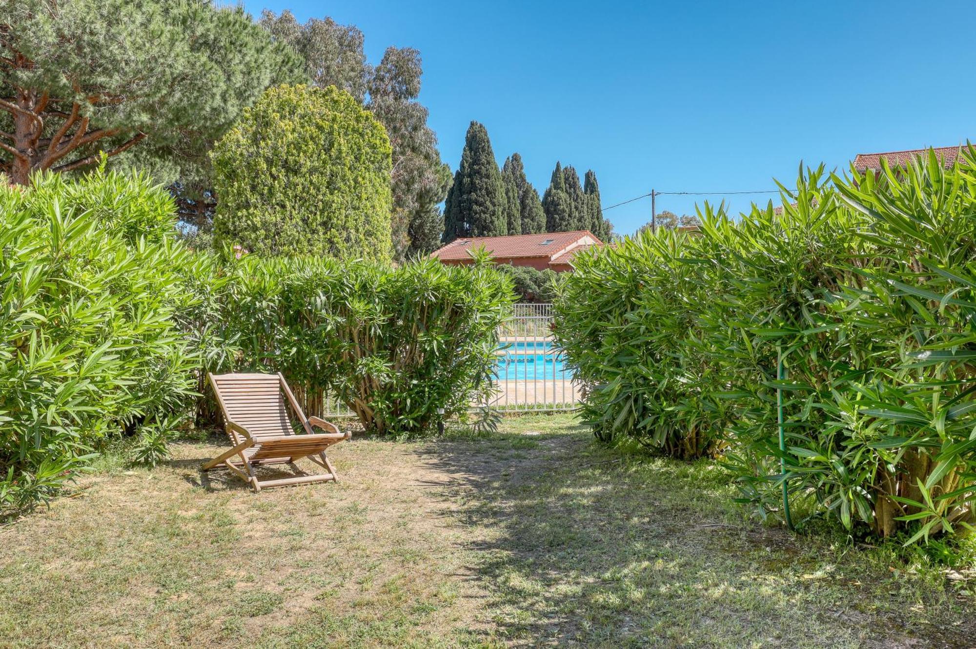 Magnificent Newly Renovated Close To Beach & Swimming Pool Le Lavandou Kültér fotó